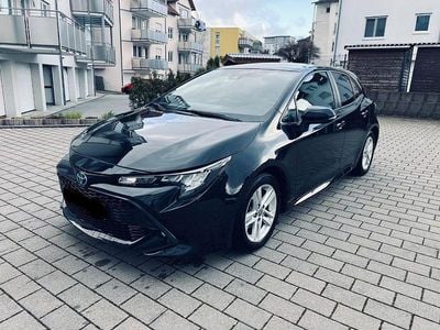 Gebraucht Toyota Corolla Hybrid Comfort 98 PS (72 kW) 2023 Schwarz Limousine