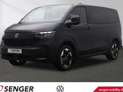 Neu VW Caravelle Life 160 kW (218 PS) 2025 Schwarz Van / Kleinbus