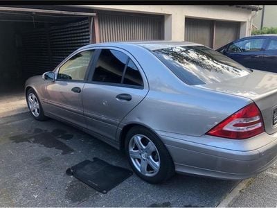 Mercedes C180