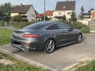 Gebraucht Mercedes E220 194 PS (142 kW) 2017 Grau Coupé