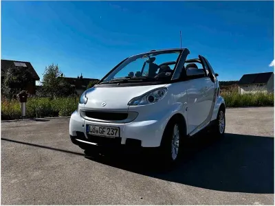 Second-hand Smart ForTwo Cabrio Passion 71 CP (52 kW) 2009 Alb Cabrio