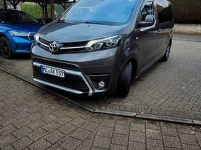 Gebraucht 2020 Toyota Proace Executive Van / Kleinbus | 39.650 € (Teuer)