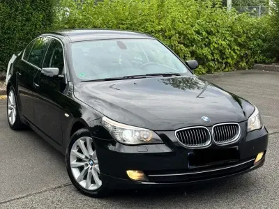 Gebraucht BMW 530 235 PS (172 kW) 2008 Schwarz Limousine
