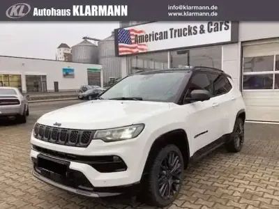 Gebraucht Jeep Compass 241 PS (177 kW) 2021 Alpine white / dach schwarz SUV