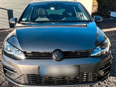 Gebraucht VW Golf VII R-line 150 PS (110 kW) 2018 Grau Kombi