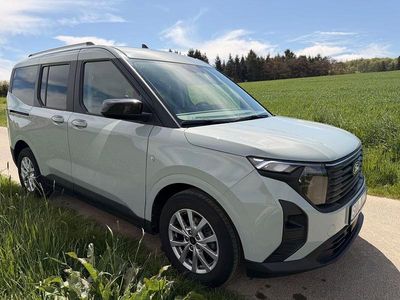 Usata Ford Tourneo Courier Titanium 125 CV (91 kW) 2024 Grigio Monovolume