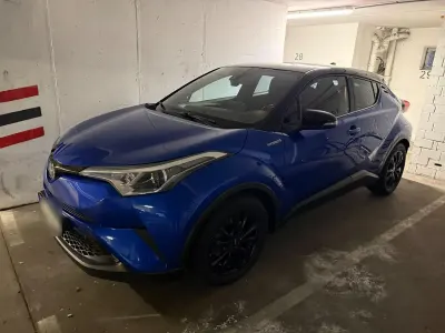 Gebraucht Toyota C-HR 122 PS (89 kW) 2019 Blau SUV