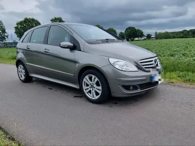Gebraucht Mercedes B150 136 PS (100 kW) 2007 Grau Van / Kleinbus