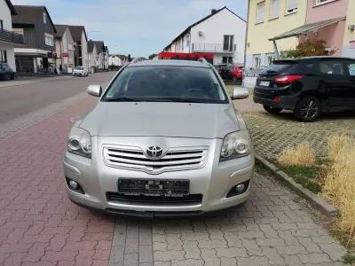 Gebraucht Toyota Avensis Edition 147 PS (108 kW) 2007 Silver metallic Kombi