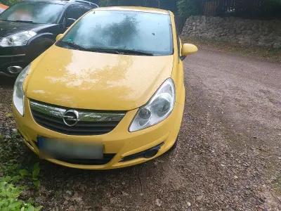 Gebraucht Opel Corsa 80 PS (58 kW) 2009 Gelb Kleinwagen