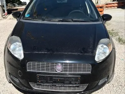 Gebraucht Fiat Grande Punto 70 PS (51 kW) 2009 Schwarz Kleinwagen