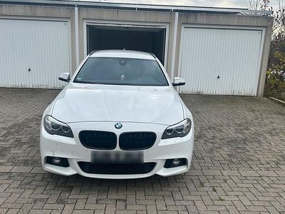Gebraucht BMW 530 M Sport 258 PS (189 kW) 2013 Weiß Kombi