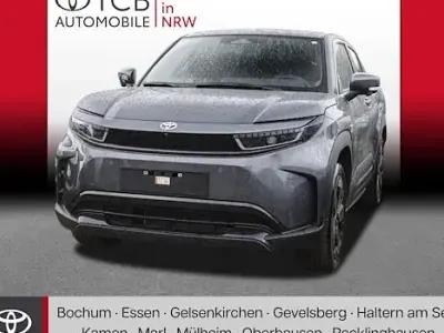 Second-hand Toyota Urban Cruiser Lounge 127 kW (174 CP) 2026 Gri SUV