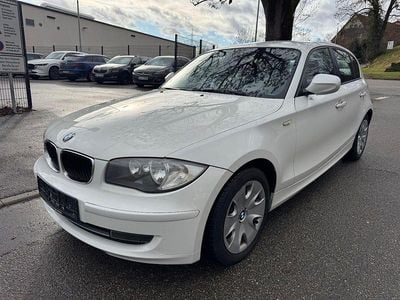 Gebraucht BMW 116 Advantage 116 PS (85 kW) 2011 Weiß Kleinwagen