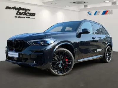 Gebraucht BMW X5 M 530 PS (389 kW) 2023 Saphirschwarz SUV