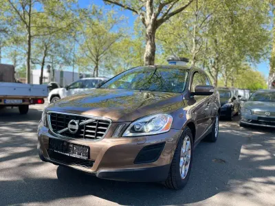 Używany Volvo XC60 Summum 163 KM (119 kW) 2012 Brązowy SUV