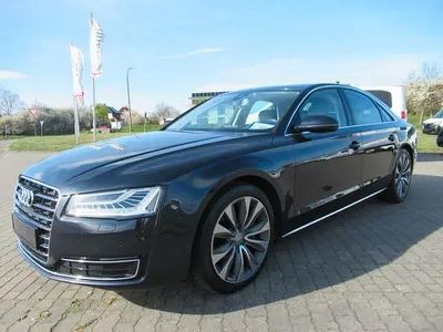 Usata Audi A8 Comfort 258 CV (189 kW) 2014 Blu Berlina