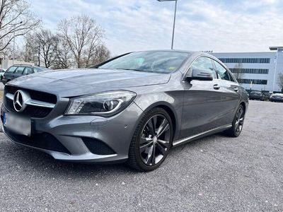 gebraucht Mercedes CLA180 -wenig km 2hd