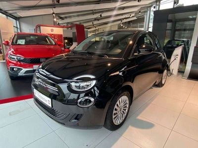 Colore esterno (onyx schwarz) Gebraucht 2023 Fiat 500e Action Kleinwagen | 15.990 €