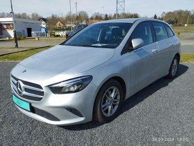 gebraucht Mercedes B180 7G-DCT Edition 19