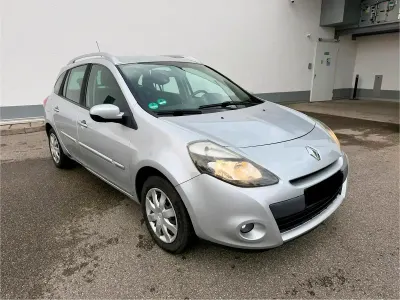 Gebraucht Renault Clio 106 PS (77 kW) 2012 Grau Kombi
