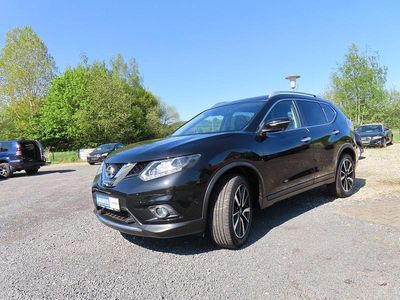 Schwarz Gebraucht 2017 Nissan X-Trail Tekna SUV | 16.800 € (Guter Preis)