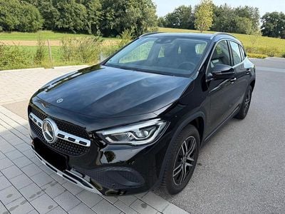 Mercedes GLA180