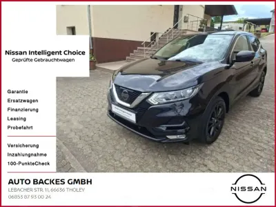 Gebraucht Nissan Qashqai Acenta 110 PS (80 kW) 2017 Black (m) SUV