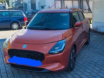 Gebraucht Suzuki Swift Comfort+ 83 PS (61 kW) 2025 Orange Kleinwagen