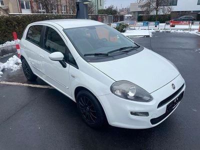 Gebraucht Fiat Grande Punto 77 PS (56 kW) 2012 Weiß Kleinwagen