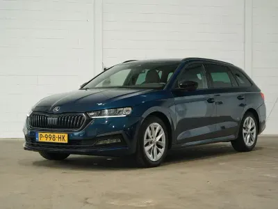 Gebraucht Skoda Octavia Business Line 110 PS (80 kW) 2022 Blau Kombi