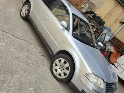 Gebraucht VW Passat Highline 179 PS (131 kW) 2003 Silber Kombi