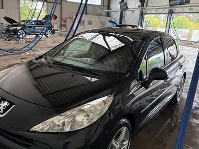 Gebraucht Peugeot 207 74 PS (54 kW) 2009 Schwarz Limousine