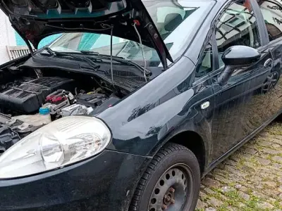Gebraucht Fiat Grande Punto Dynamic 77 PS (56 kW) 2008 Schwarz Kleinwagen