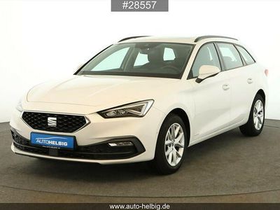 Candy weiss Gebraucht 2021 Seat Leon ST Style Kombi | 18.880 € (Fairer Preis)