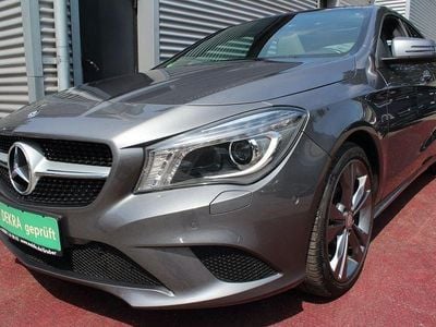 Mercedes CLA200