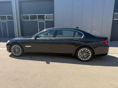 Gebraucht BMW 750 449 PS (330 kW) 2013 Schwarz Limousine