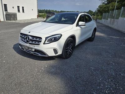Mercedes GLA200