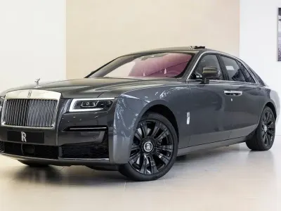Gebraucht Rolls Royce Ghost 571 PS (419 kW) 2024 Grau Limousine