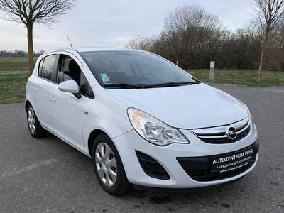 Gebraucht Opel Corsa Edition 69 PS (50 kW) 2012 Weiß Kleinwagen