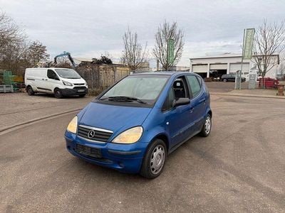 Usata Mercedes A160 Classic 60 CV (44 kW) 2000 Blu Berlina