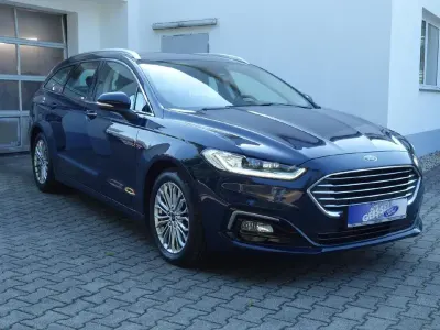 Gebraucht Ford Mondeo Titanium 150 PS (110 kW) 2021 Blau Limousine