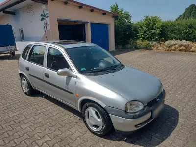Gebraucht Opel Corsa 60 PS (44 kW) 1997 Grau Kleinwagen