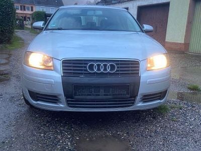 Gebraucht Audi A3 Ambiente 102 PS (75 kW) 2004 Grau Limousine