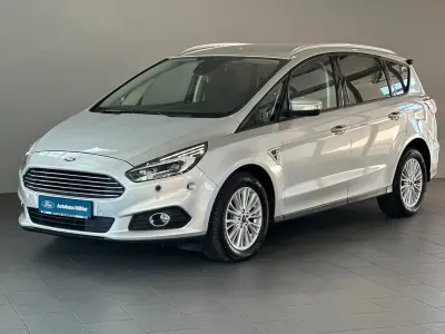 Używany Ford S-MAX Business Edition 190 KM (139 kW) 2020 Srebrny Minivan