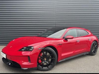 Second-hand Porsche Taycan Sport Turismo 514 kW (700 CP) 2025 Roșu Break