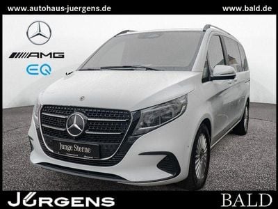 Gebraucht Mercedes V220 Style 163 PS (119 kW) 2024 Bergkristallweiss metallic Van / Kleinbus
