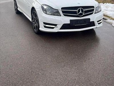 Weiß Gebraucht 2014 Mercedes 250 AMG Coupé | 8.950 €