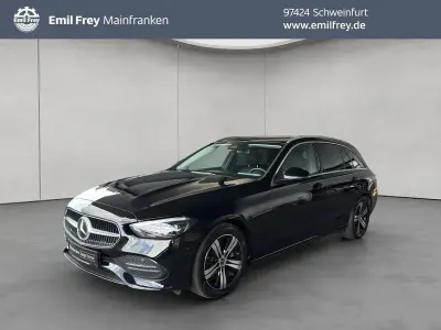 Gebraucht Mercedes C200 Avantgarde 163 PS (119 kW) 2023 Schwarz Kombi