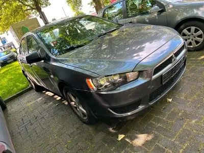 Gebraucht Mitsubishi Lancer 150 PS (110 kW) 2008 Silber Limousine